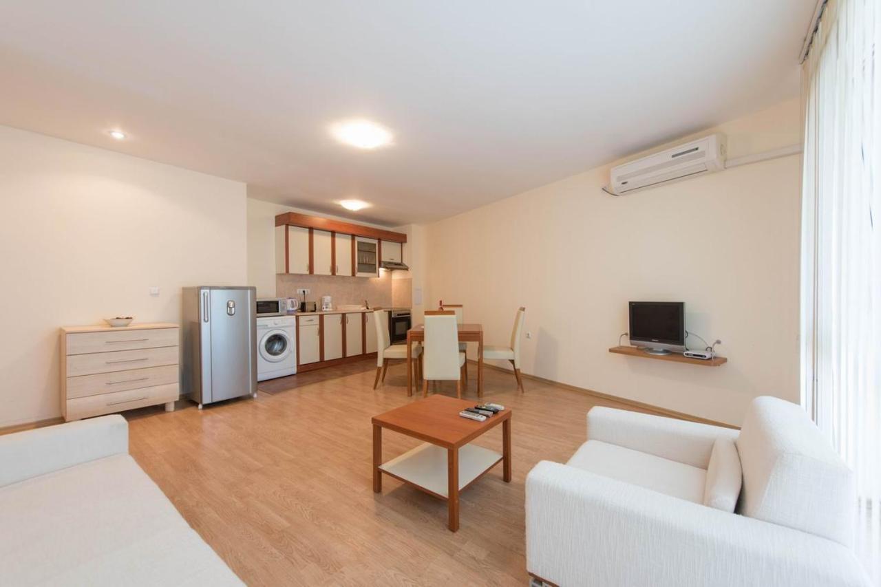 Gt Riviera Fort Beach Apartments Ravda Ngoại thất bức ảnh