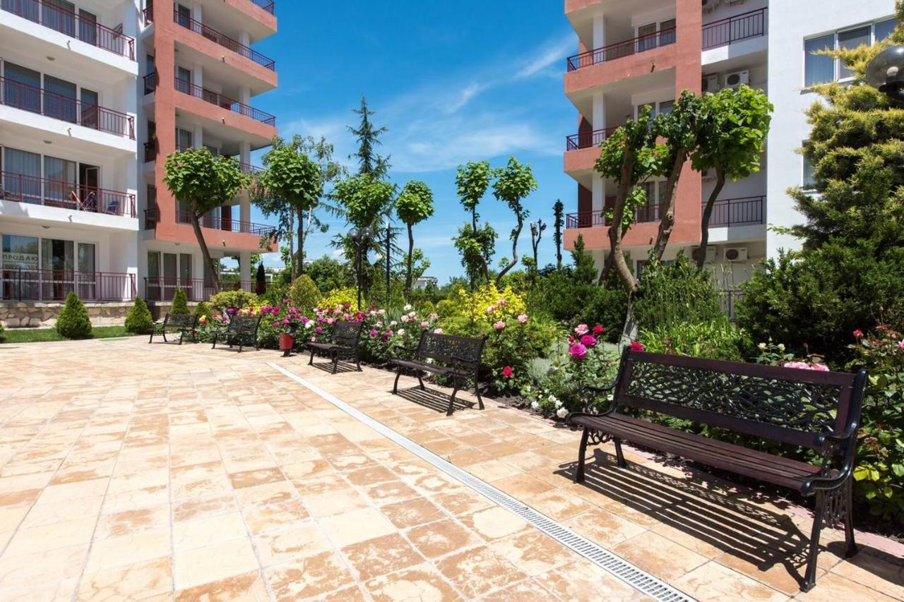 Gt Riviera Fort Beach Apartments Ravda Ngoại thất bức ảnh