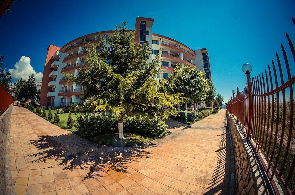 Gt Riviera Fort Beach Apartments Ravda Ngoại thất bức ảnh